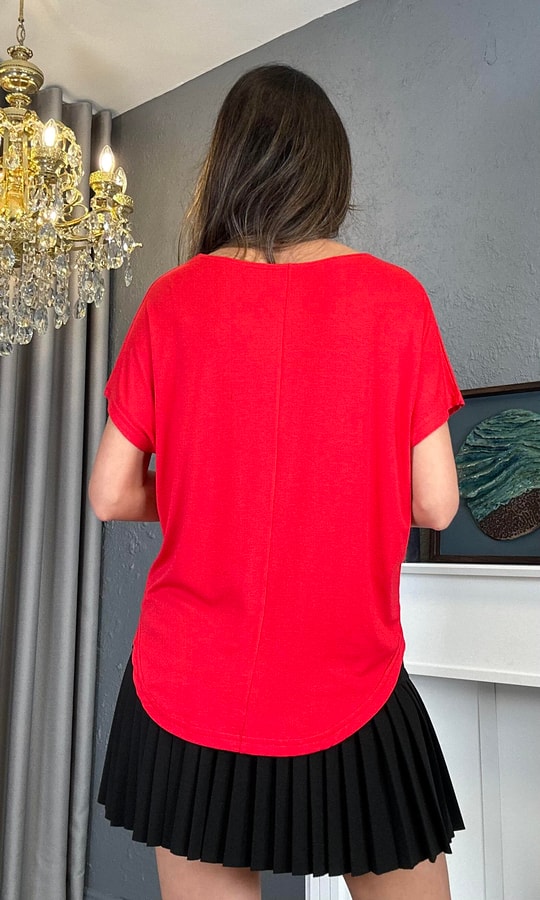 Kırmızı Bisiklet Yaka Yarasa Tişört