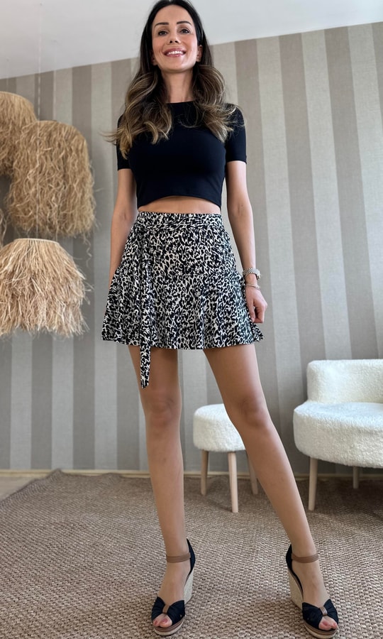 Siyah Bej Leopar Desenli Mini Şort Etek