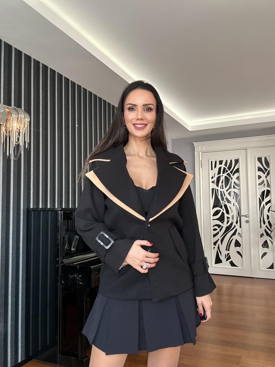 Siyah Çift Yaka Tasarım Kaşe Ceket