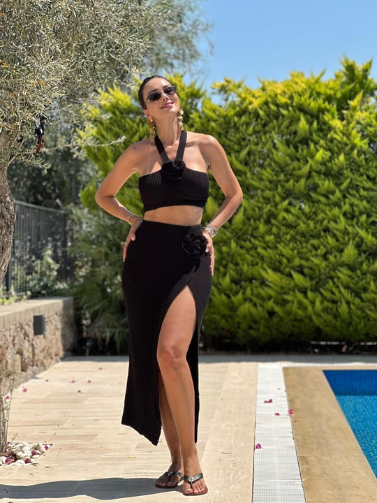 Siyah Etek Crop Triko Takım