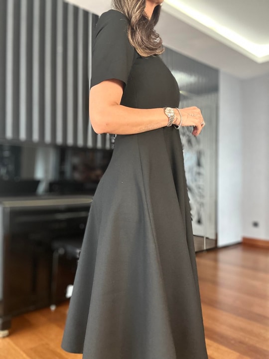  Black Waist-Cinched Flared Dress