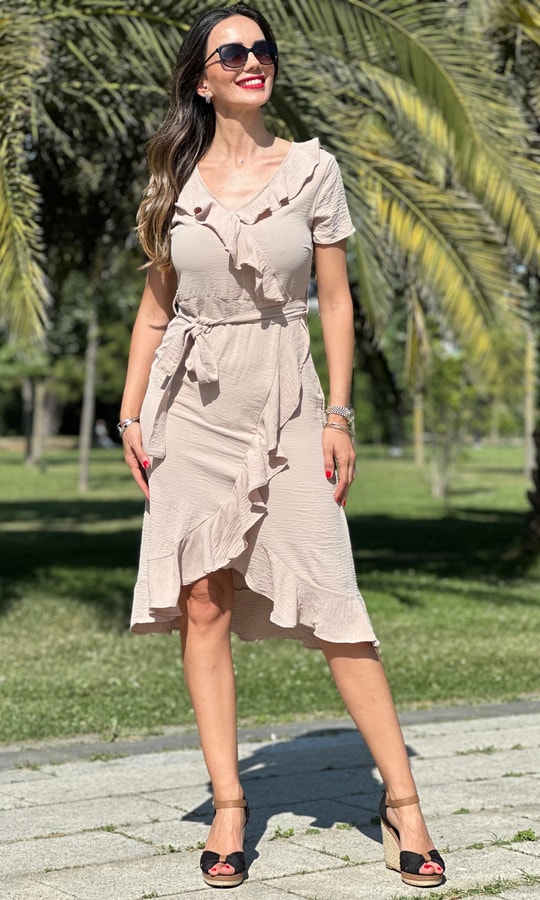 Taş Rengi Fırfırlı Elbise