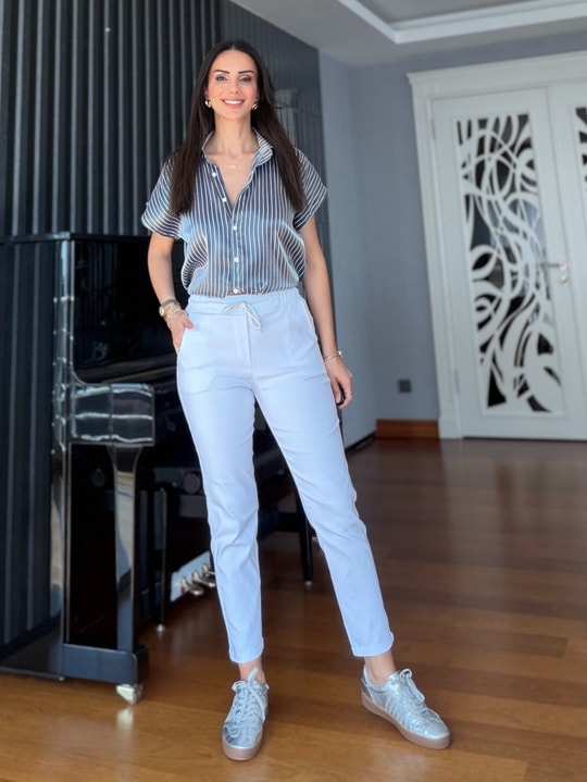 Beyaz Beli Lastikli Duble Paça Likralı  Pantolon