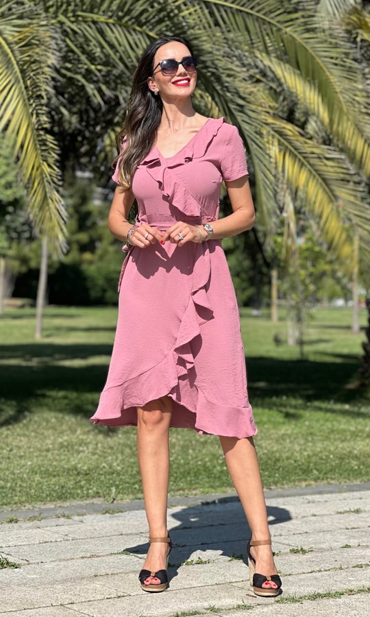 Gül Kurusu Fırfırlı Elbise