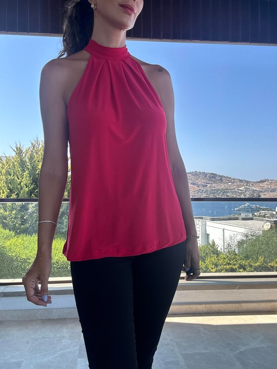 Kırmızı Halter Yaka Bluz