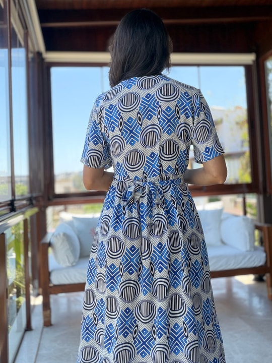 Mavi Bağlama Detaylı Kısa Kollu Elbise