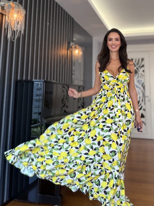 Sarı Limon Desenli Askılı Maxi Elbise
