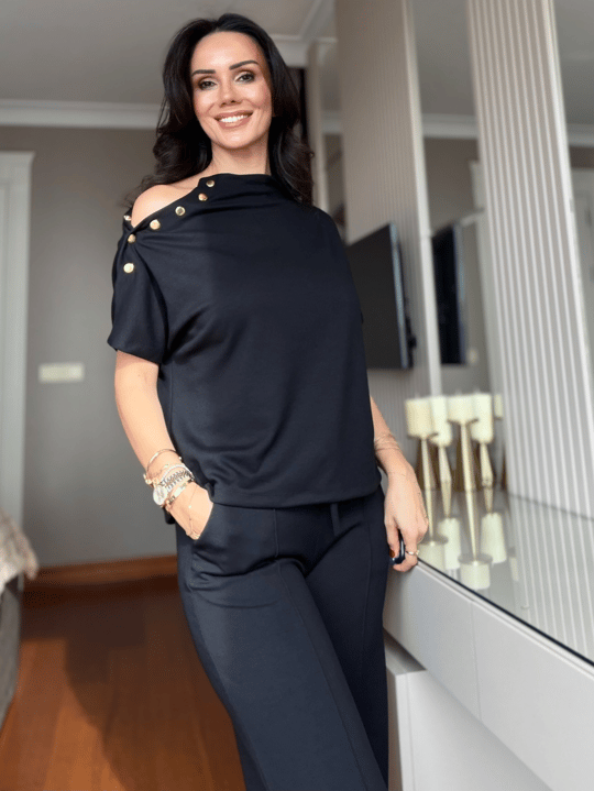 Siyah Çıtçıtlı Bluz Beli Lastikli Çımalı Pantolon Takım