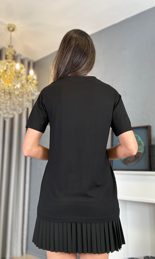 Siyah V Yaka Basic Tişört