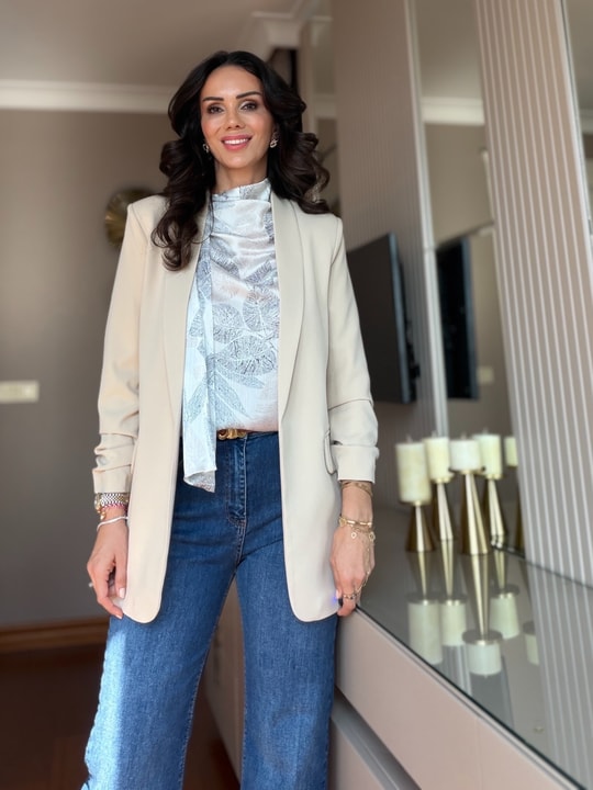 Vizon Kol Büzgü Detaylı Blazer 