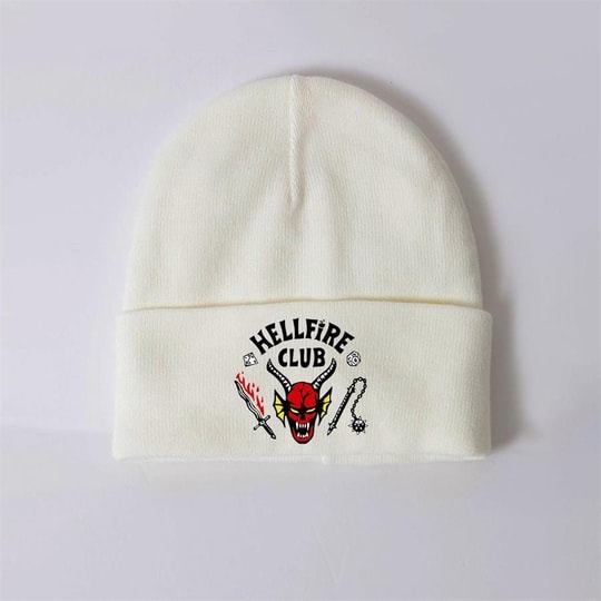 Beyaz Stranger Things 4. Sezon Dustin Hellfire Club Bere