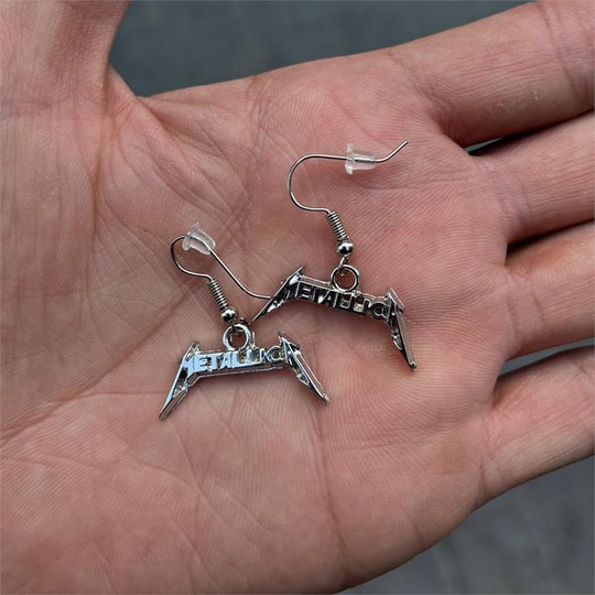 Metallica Logo Küpe