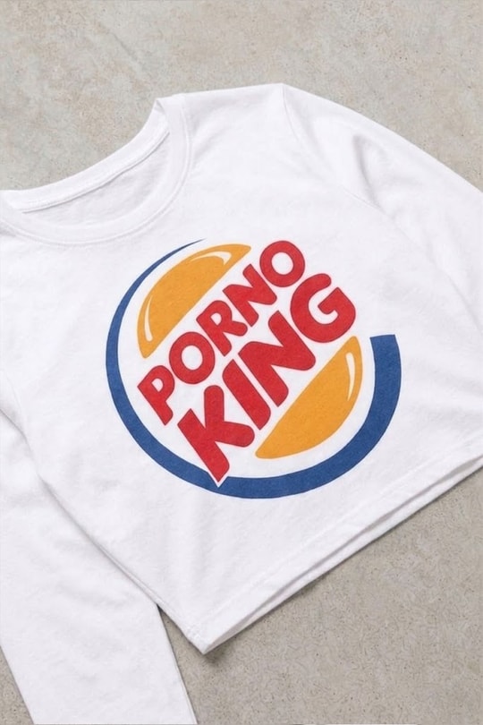 Beyaz Porno King Y2K Uzun Kollu Crop