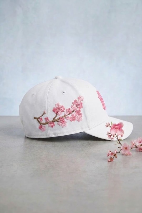 Beyaz Sakura NY Baseball Şapka