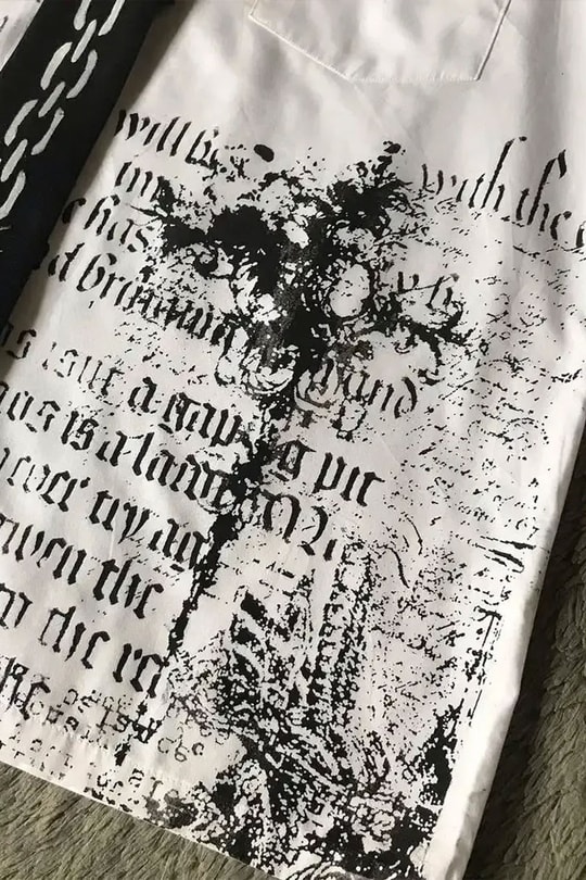 Beyaz Skull Gotik Siyah Kravat Zincir Baskılı Grunge Y2K Unisex Gömlek