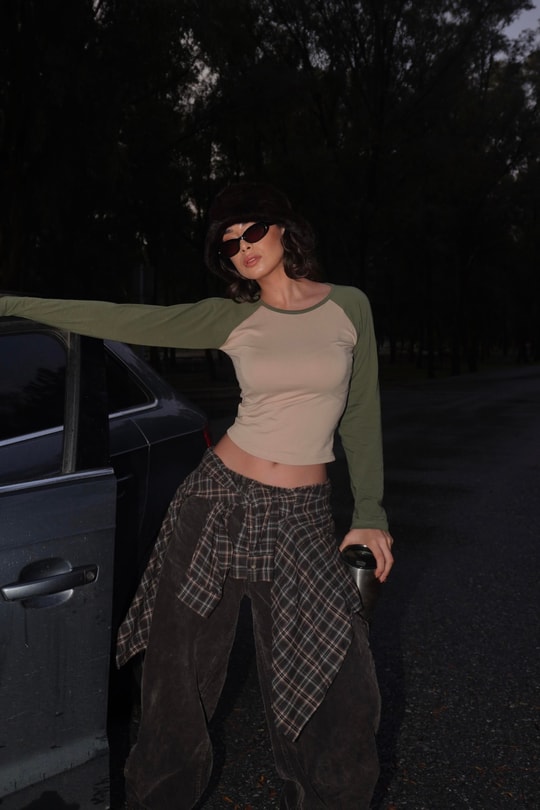 Haki Raglan Kollu Bej Basic Uzun Kollu Crop