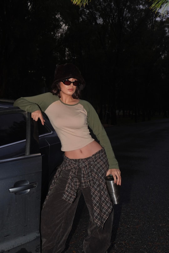 Haki Raglan Kollu Bej Basic Uzun Kollu Crop