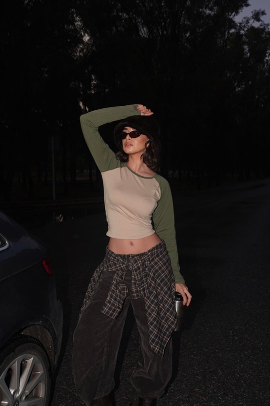 Haki Raglan Kollu Bej Basic Uzun Kollu Crop