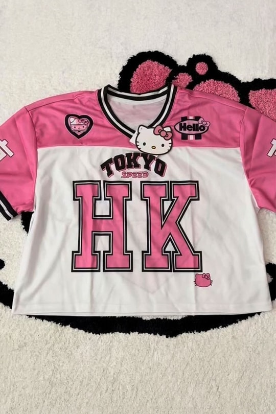Hello Kitty Tokyo Sport HK Forma Unisex T-shirt