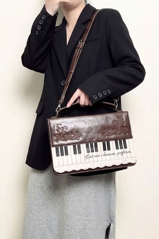 Kahverengi Deri Vintage Piano Yan Çanta