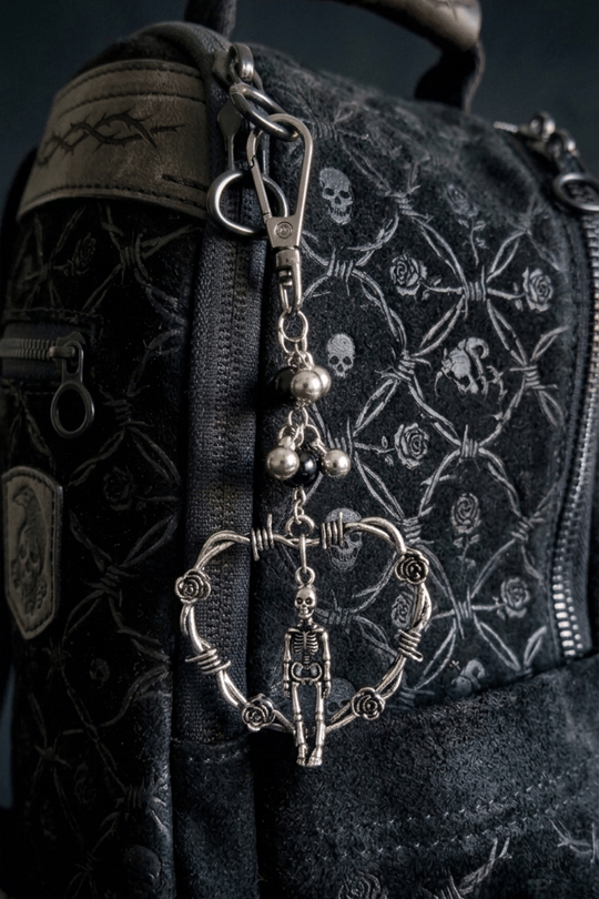 Silver Skeleton Rose Dikenli Tel Kalp Çanta Süsü