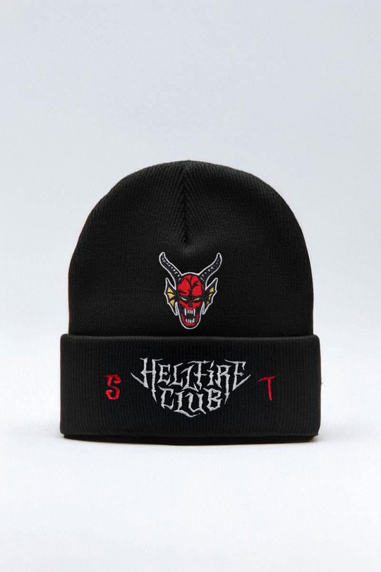 Siyah Stranger Things Hellfire Club Unisex Bere
