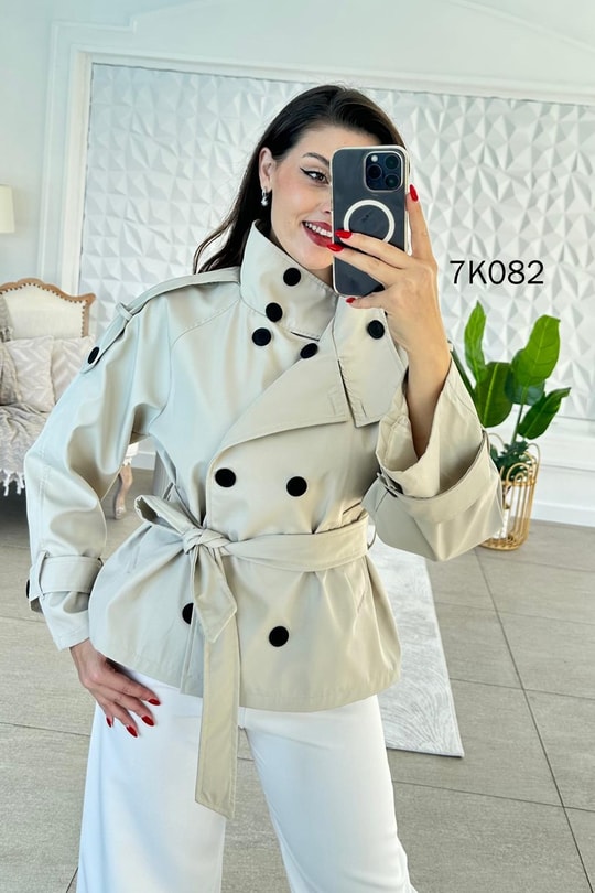 Düğmeli Kısa Trençkot