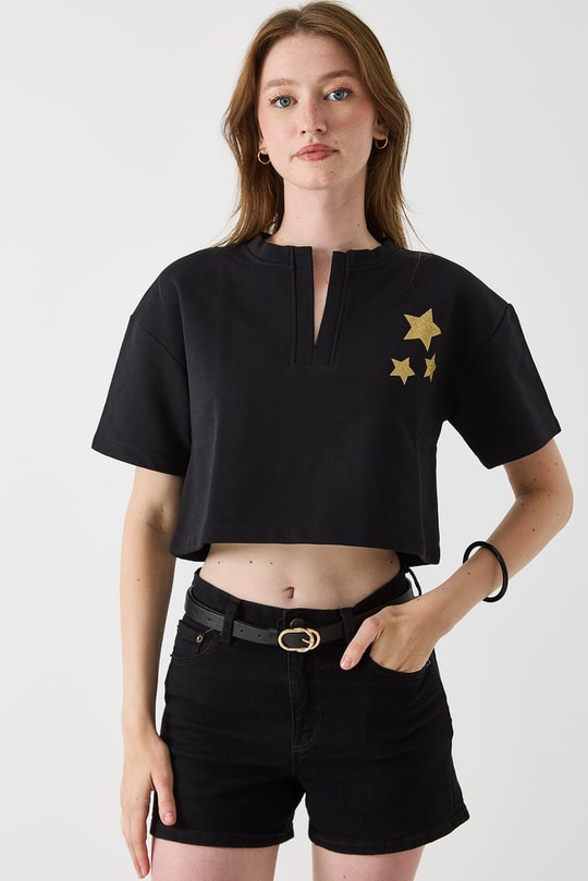 Kadın Yaka Detaylı Baskılı Crop Bluz Siyah