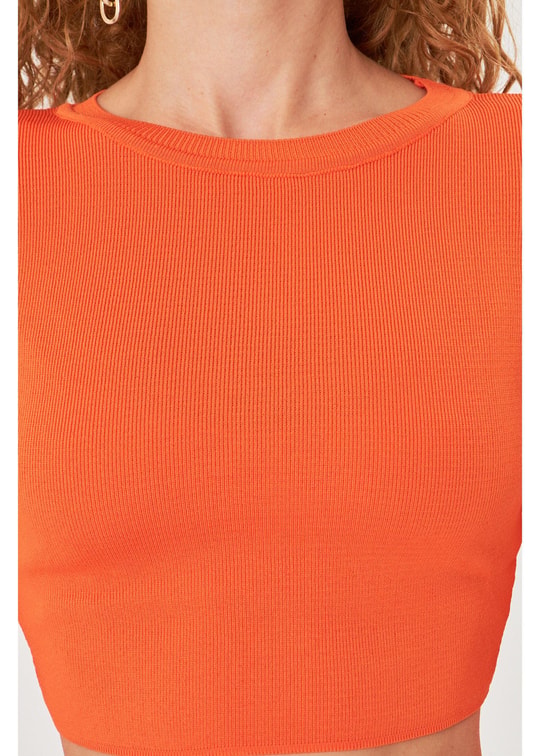 Basic Yaka Crop Kazak 