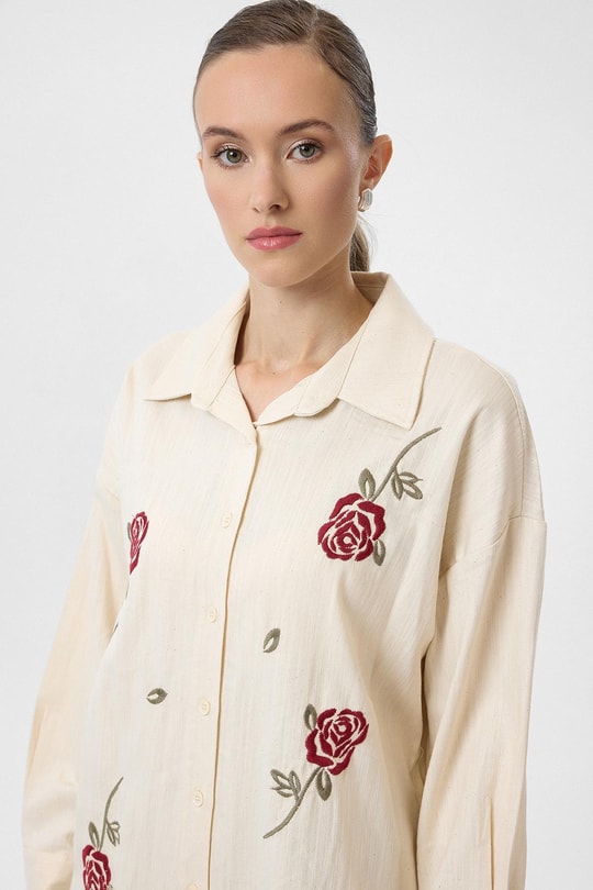 Gül Nakışlı Gömlek