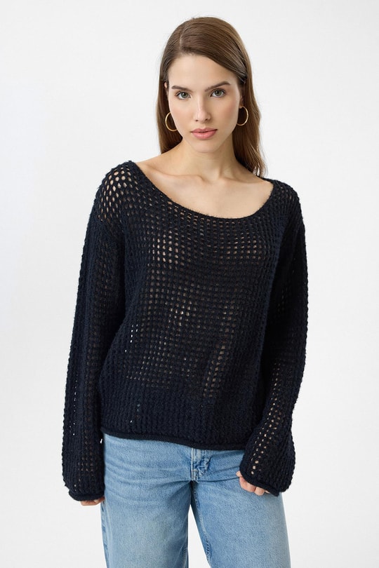 Ajurlu Oversize Triko