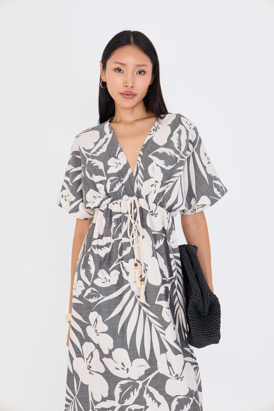 Palmiye Desen Kruvaze Yaka Keten Görünümlü Uzun Elbise