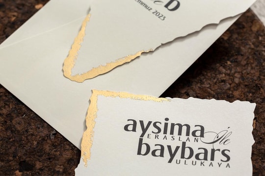 Altın Yaldız Temalı Davetiye