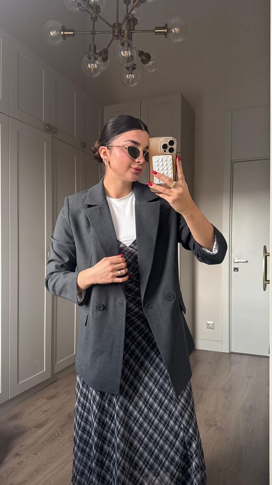 Antrasit Düğme Detaylı Kolu Katlamalı Ceket