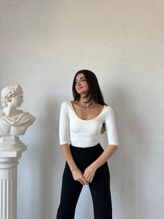 Ekru Yarım Kol Jolie Bluz