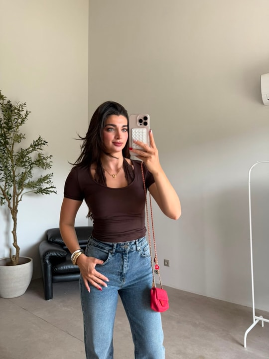 Kahve Dantel Detaylı Likralı Bluz