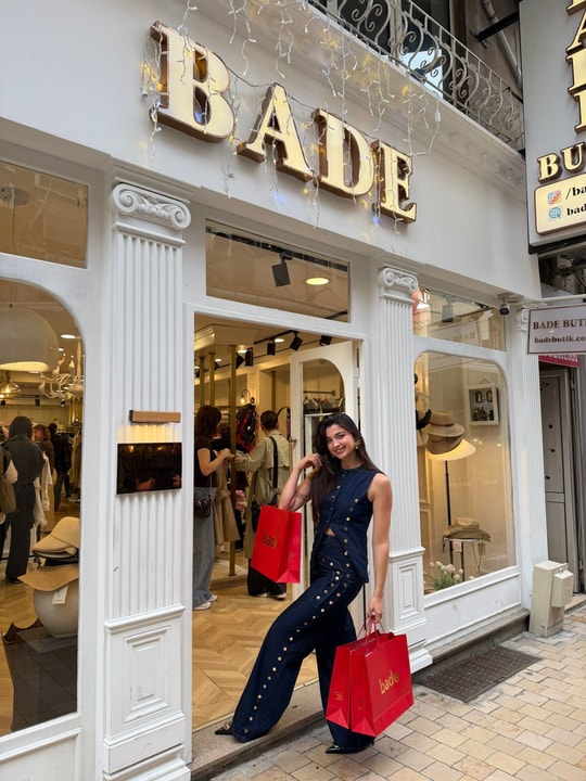 Lacivert Gold Düğmeli Yelekli Denim Takım