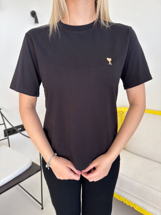Siyah Marka Model Harfli Tişört