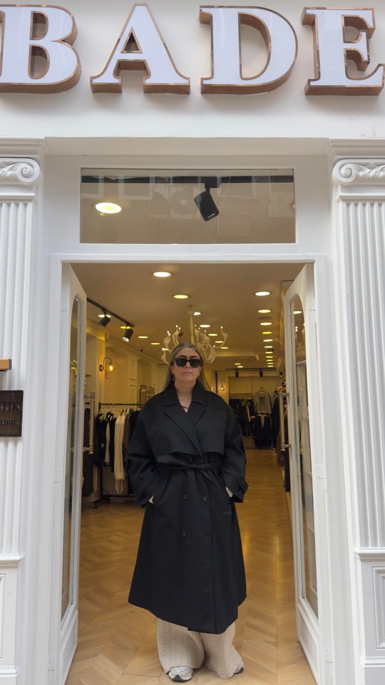 Siyah Oversize Astarlı Yumuşacık Aren Trenç