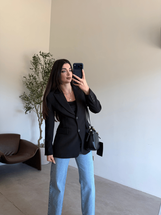 Siyah Pens Detaylı Atlas Ceket