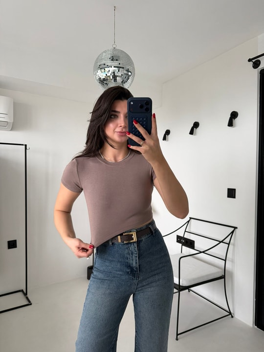 Vizon Likralı Esnek Leo Crop Tişört