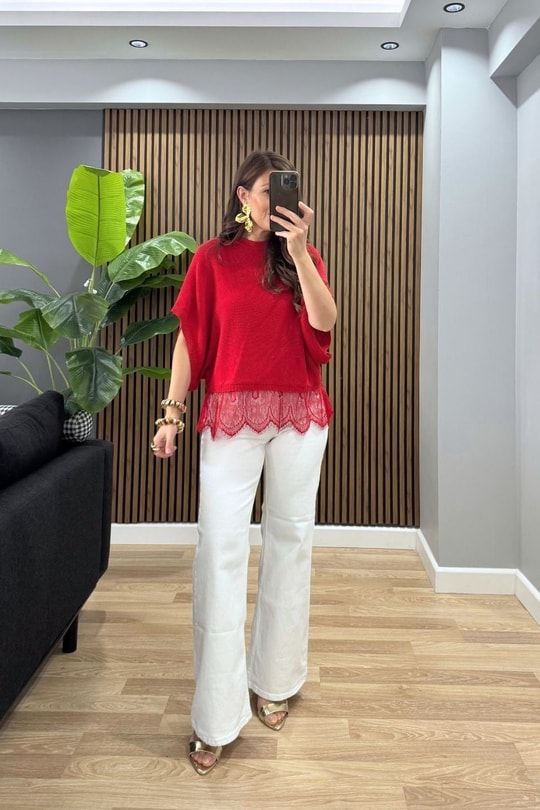 Elara Dantel Detaylı Triko Bluz Kırmızı