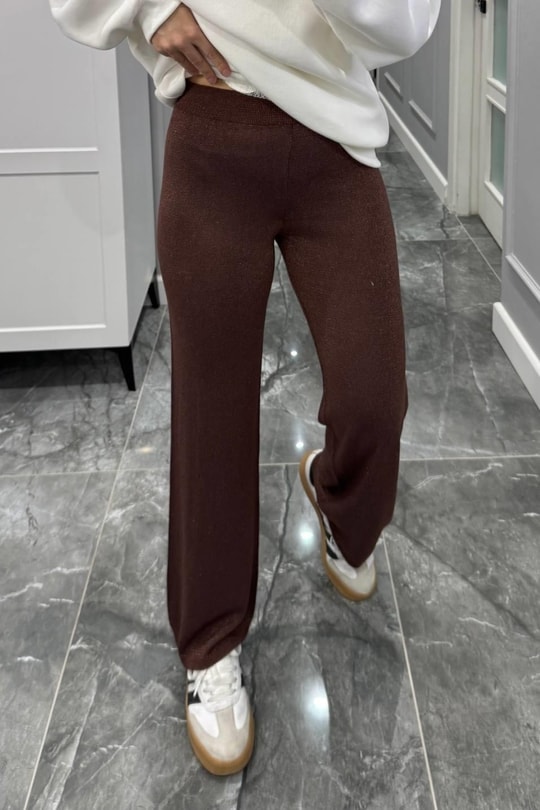 Tanyaning uy qurilishi jingalak fotosuratlari Valya jinsiy ayol