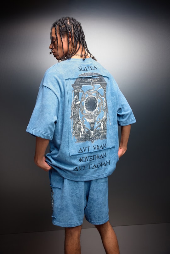 Erkek Açık Mavi İnveniam Patchli Oversize Yıkama Efektli Tshirt
