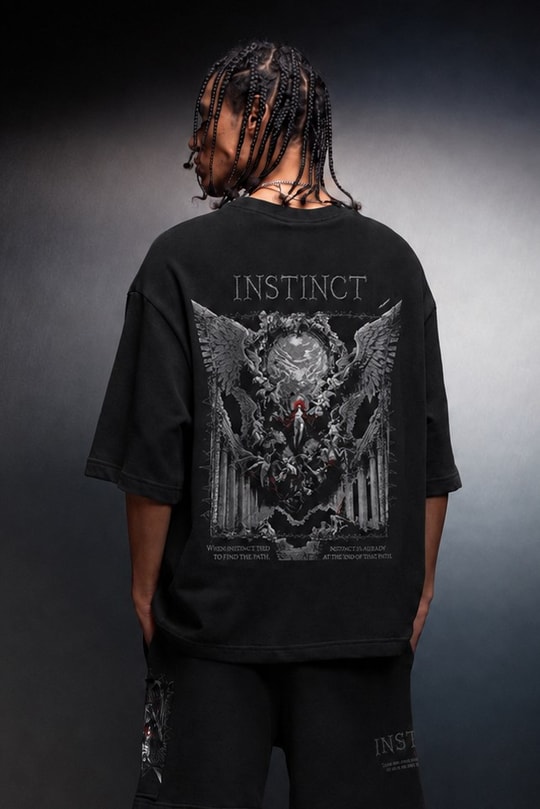 Erkek Siyah İnstinct Patch Nakışlı Oversize Tshirt