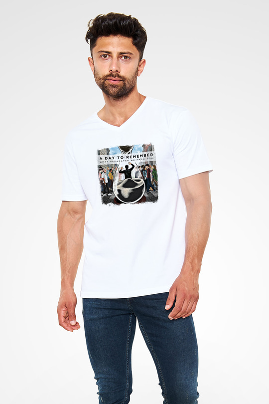 A Day to remember Baskılı Unisex Beyaz V Yaka Tişört