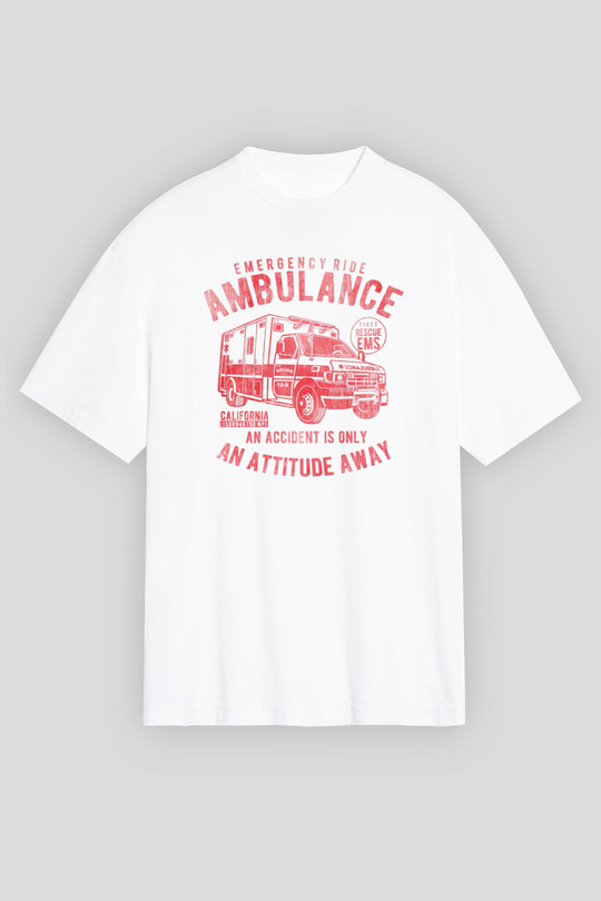 Ambulans şoförü Beyaz Oversize Tişört Oversize T-shirt - TişörtFabrikası