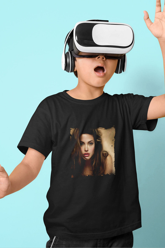 Angelina Jolie Baskılı Unisex Siyah Çocuk Tişört