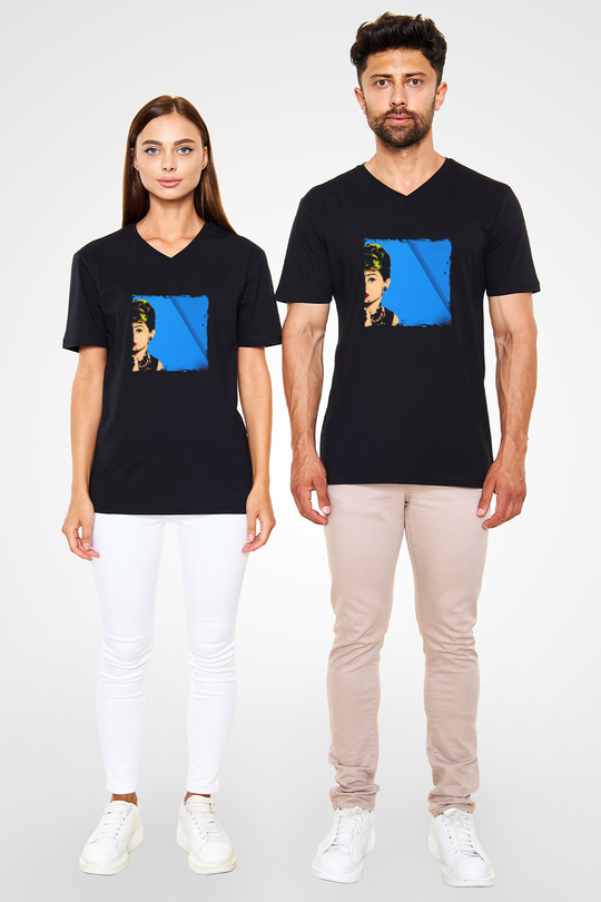 Audrey Hepburn Baskılı Unisex Siyah V Yaka Tişört