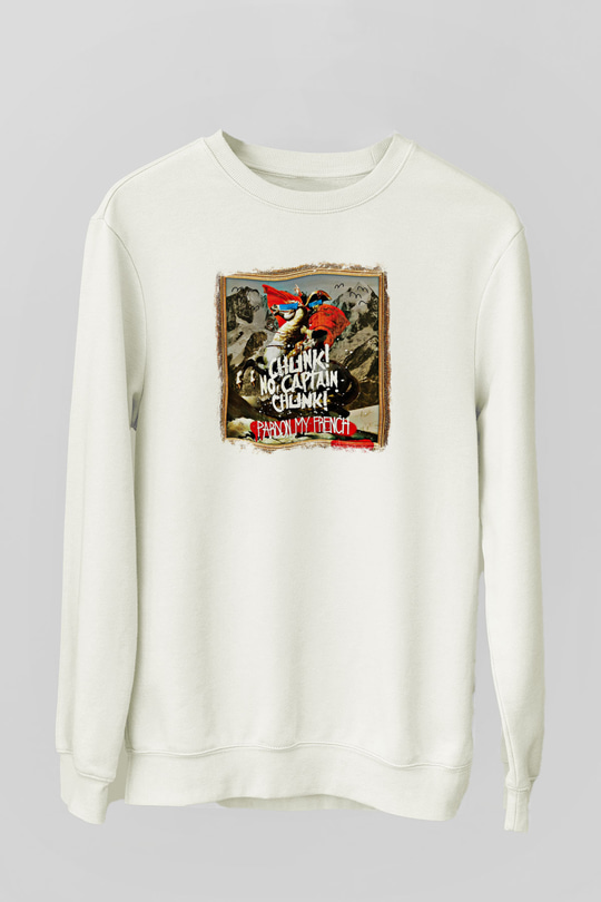 Chunk No Captain Chunk Baskılı Unisex Beyaz Sweatshirt